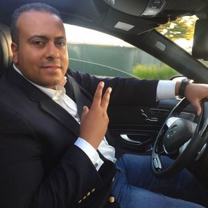 Meet your Posher, Moataz